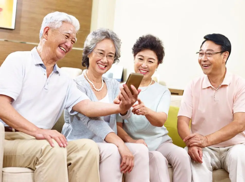 active-senior-skincare-consumers
